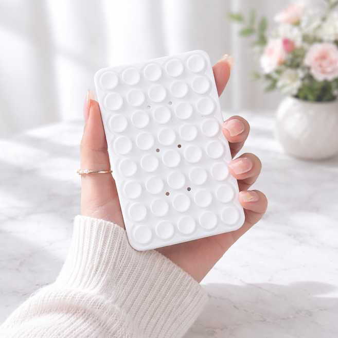 에쉬울프 파스텔 실리콘 부착 패드 양면 흡착식 핸드폰 미끄럼방지 패드 1+1, 2개, 화이트