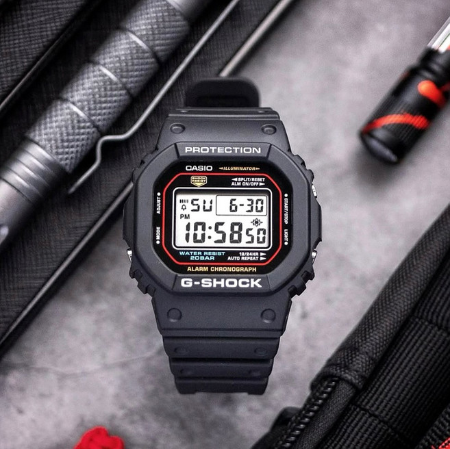 지샥 시그니처 오리지널 5600 디지털 군인 전자손목시계