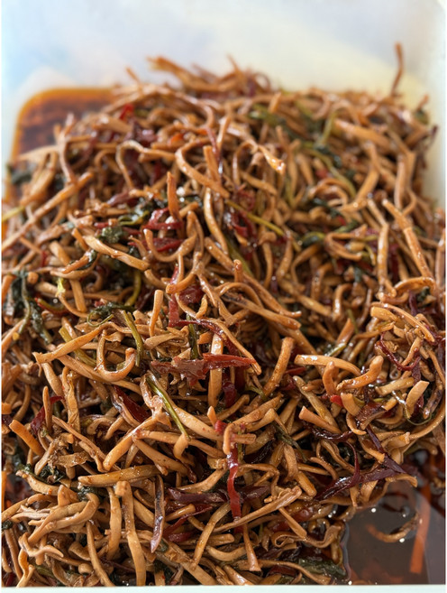 춘영이네 반찬 마른오징어썰 볶음 (매콤 새콤) 안주 반찬 밑반찬, 1개, 150g