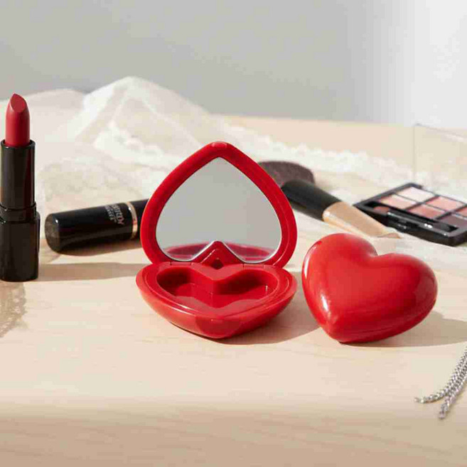 립밤 휴대용 하트형 화장품 빈 용기 케이스 플라스틱용기