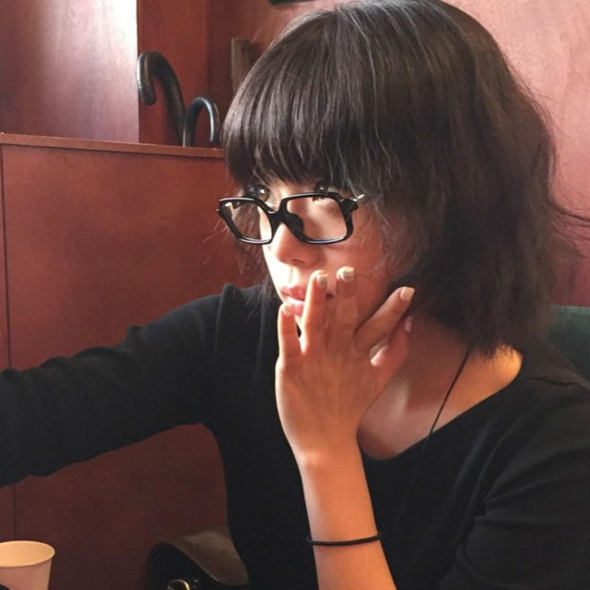 블루씨티 토티 사각 프레임 빈티지 안경