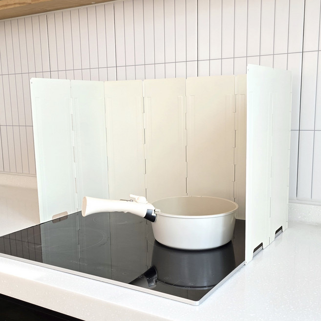 클렌 가스렌지가림막 접이식 기름튐방지 인덕션가드 전선홀적용 아이보리+ 보관파우치, 1개