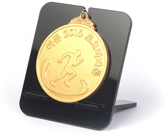 [상상챌린지] 메달걸이 - 솔로 solo 선반 거치형 보관함, 1개