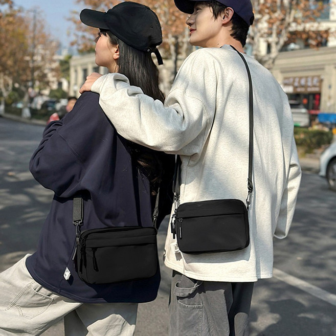 4단수납 아티 미니 크로스백 초경량 방수 여행용 캐주얼 핸드폰 가방