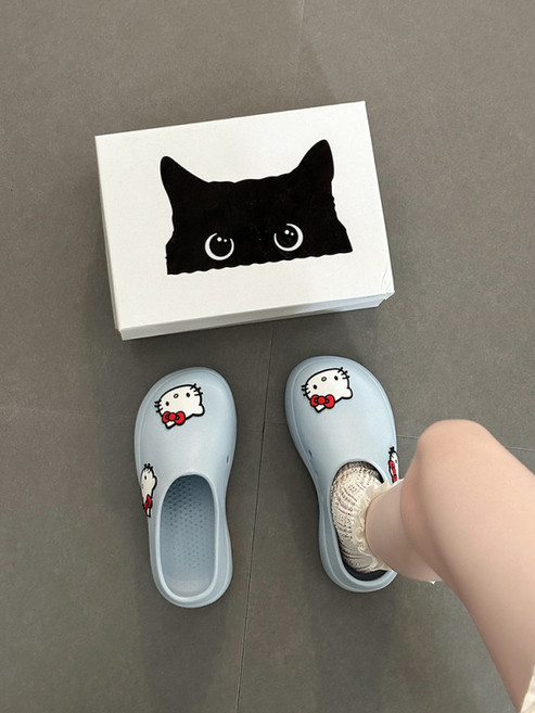 헬로키티 실내 실외용 미끄럼방지 슬립온 아쿠아 슬리퍼 학교 사무실 학원 욕실 인테리어 용품 추천