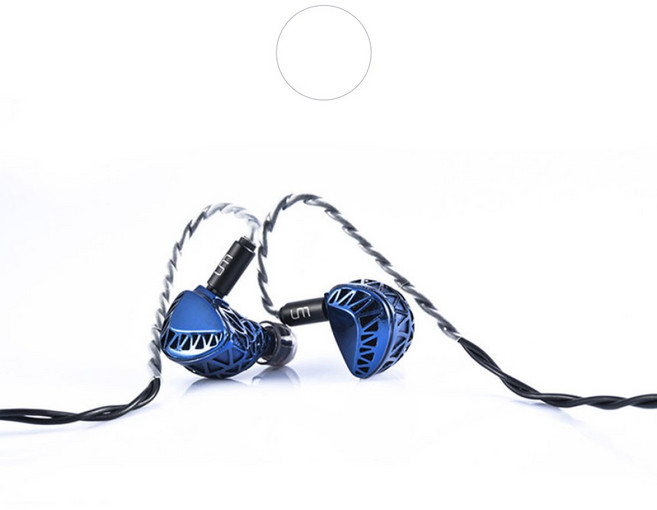 유니크멜로디 메이븐 프로 이어폰