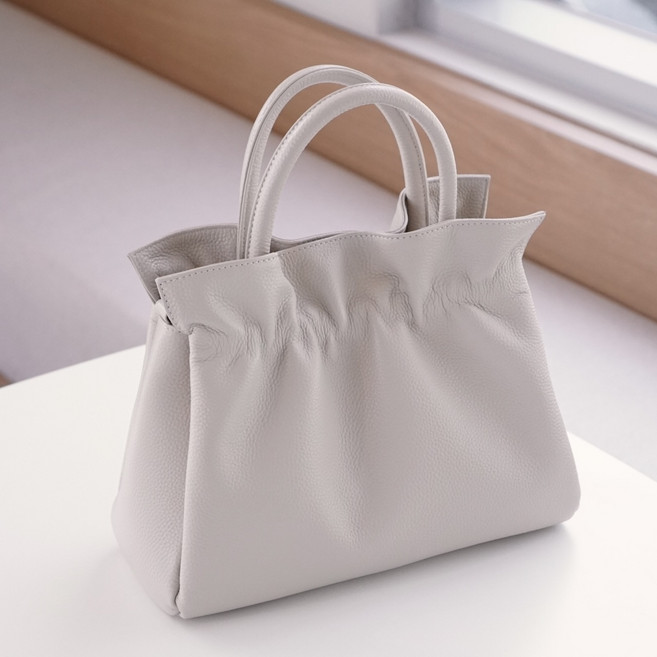 메띠에하르 가벼운 명품 토트백 30 40대 여성 모임 교회 핸드백