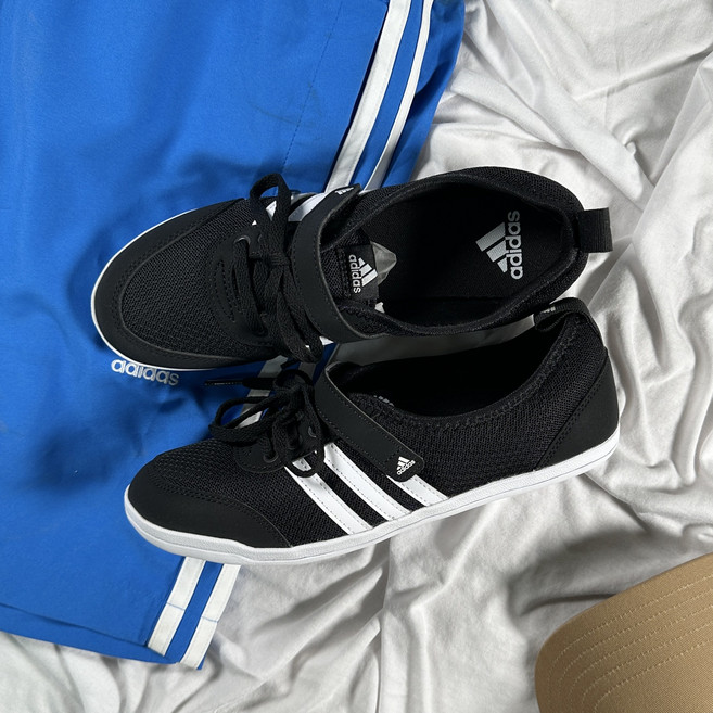 아디다스 디오나 여성 경량 발레코어 메리제인 스니커즈