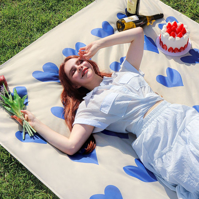 휴대용 돗자리 경량 방수 피크닉매트, 인디고하트