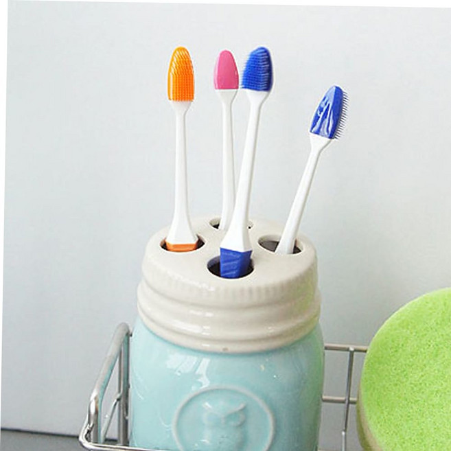 LION 컴팩트 실리콘 칫솔 랜덤컬러 1P 작은 헤드 극세 59000EA 1EA, 극세사 컴팩트형