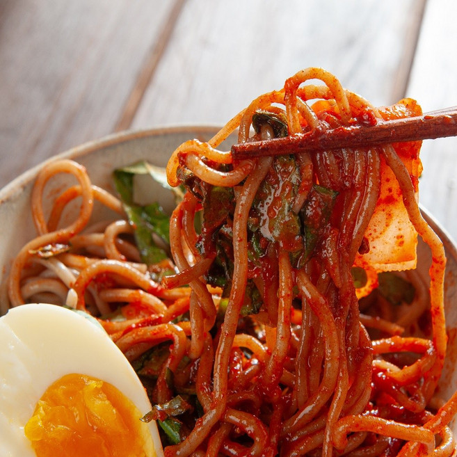 메밀밭에가시리 메밀함량 100% 제주 진메밀면 150g 2팩 (소바 비빔 온면소스 증정), 메밀면 150g 2팩 + 비빔소스