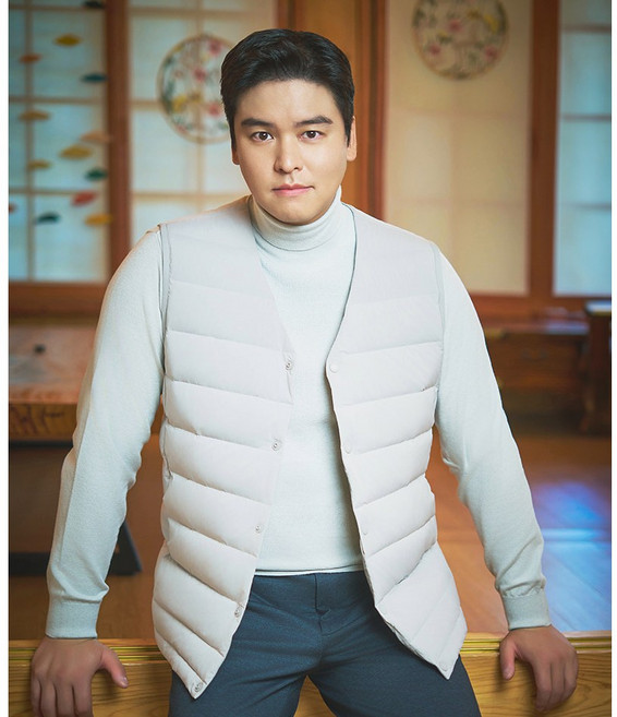 [던필드 크로커다일]남성 털빠짐 적은 보온성 좋은 가벼운 구스 조끼 베스트