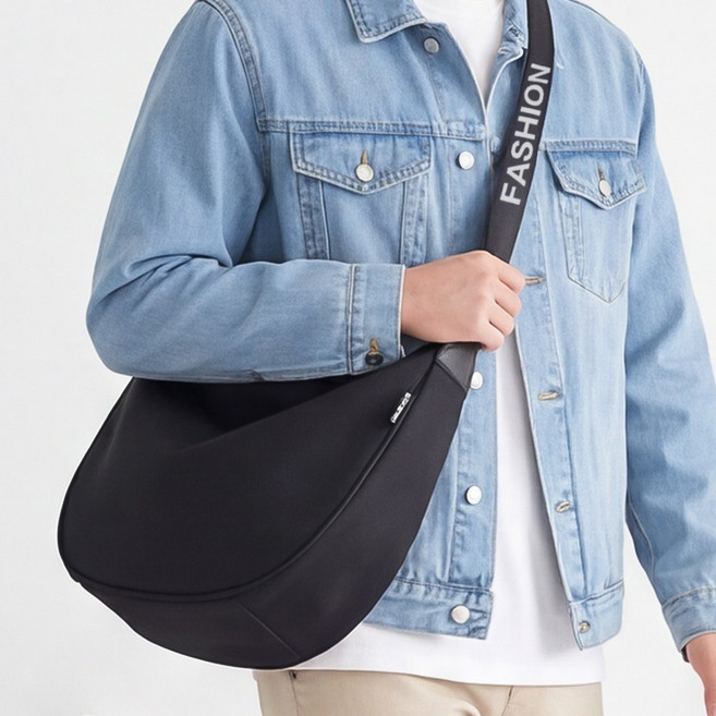 루크 남녀공용 반달 호보백 크로스백 여성 편안한 보부상 데일리 직장인 가방 남성 가벼운 캐주얼 대학생 메신저백 커플룩 시밀러룩 심플 모던 숄더백