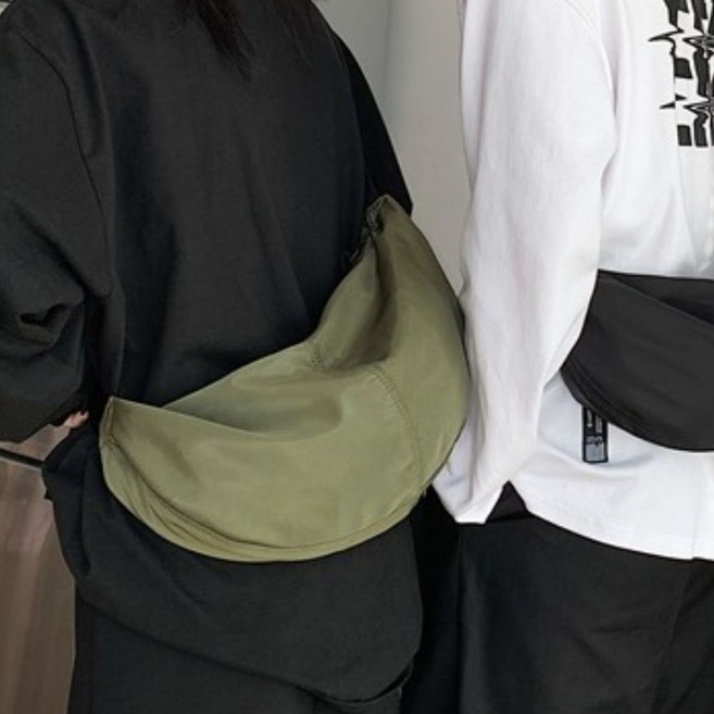 리치포레 남녀공용 데일리 방수 메신저백