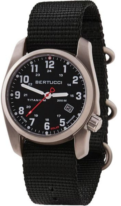 베르투치 BERTUCCI A-2T 솔라 클래식 시계 블랙 다이얼과 나일론 밴드 무광택 마감 태양열 발전 200M 방수