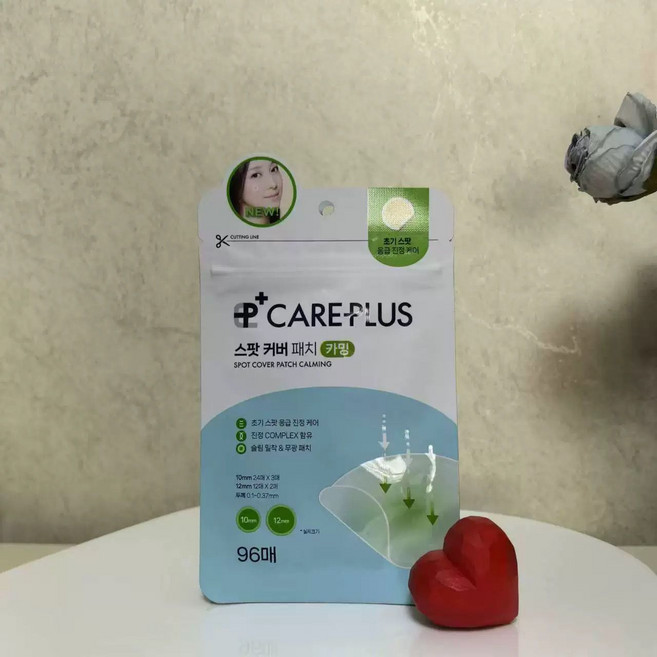 careplus 茶樹積雪草痘痘貼 超薄鎮靜舒緩隱形, 1個, 積雪草96貼（新老款隨機發）