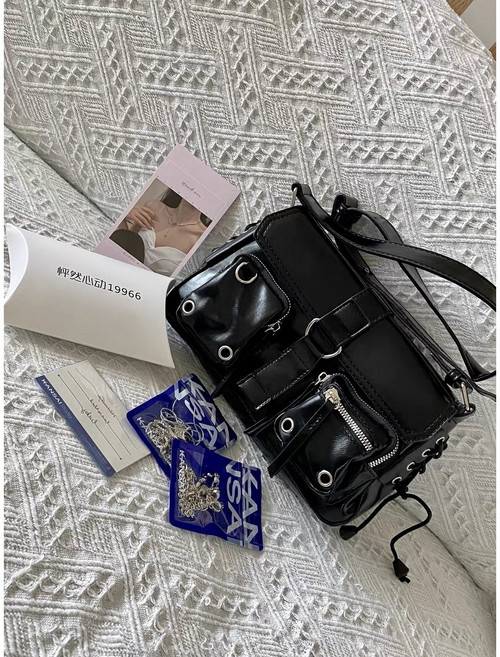 Y2K 하이틴 유광 크로스 숄더백