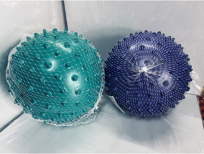 snstoys 塑膠刺刺球 兒童沙灘球, 1個, 隨機出貨, 22cm