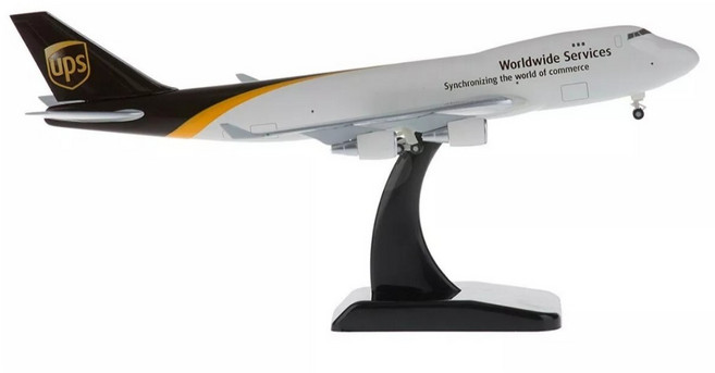 HOGAN 1:400 UPS 747-400F 模型飛機, 1個