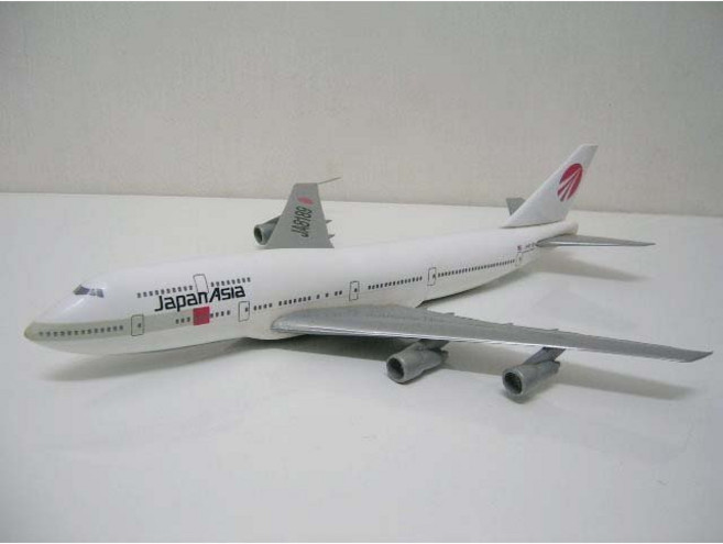 LP 1/130 JAA 747-400 民航客機模型, 1個