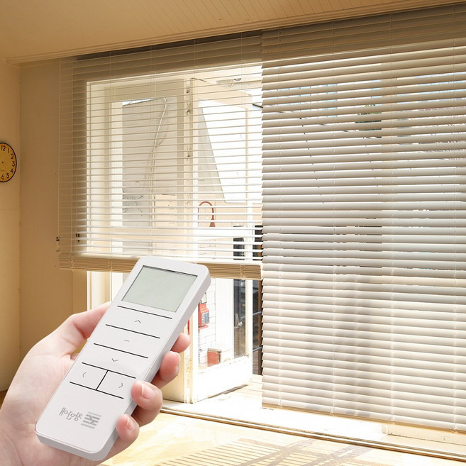 창안애 맞춤제작 전동 우드블라인드 리모컨 1개 포함