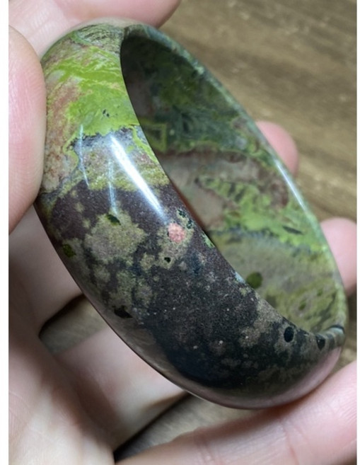 梅花玉寬版手鐲 55.3 mm, 1個