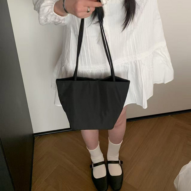 썸머 나일론 트윌 쇼퍼백 숄더백