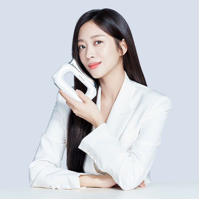 6위 - 바디앤 슬림핏 EMS 저주파 바디라인 괄사 마사지기(전용 마사지젤 증정), 펄화이트