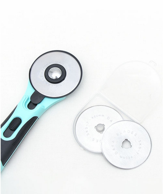 패션스타트 [알뜰패키지]원형재단칼&리필칼날(60mm) 2종, 멀티, 1개