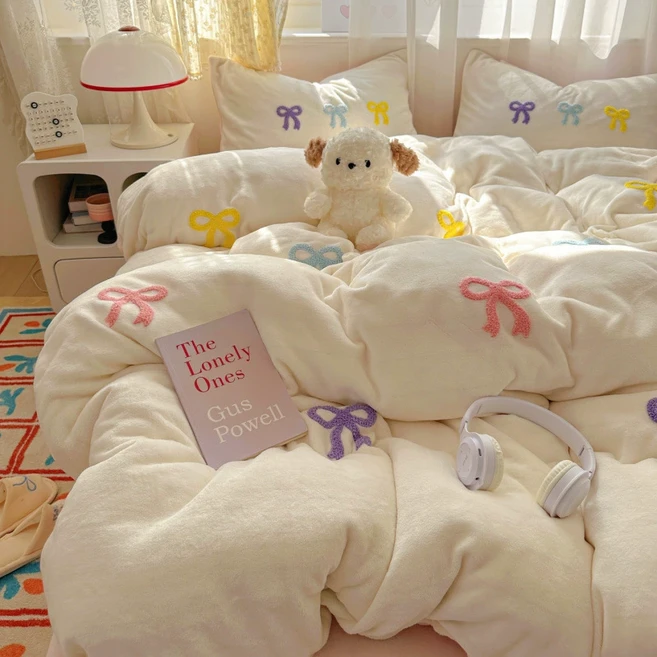 킬제이 리본 자수 차렵이불 세트 겨울 극세사 포근한 두꺼운 이불 침구세트 크림