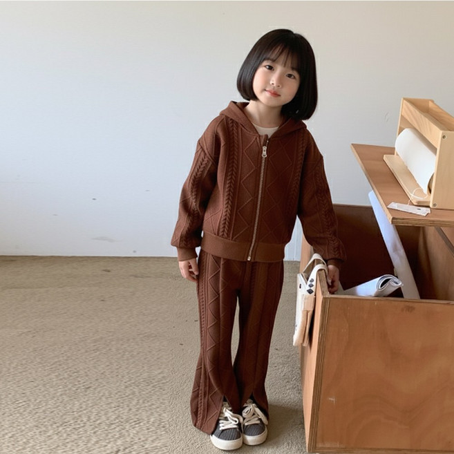 지디오 키즈 여아 꽈배기 트레이닝 상하복 후드 집업 밴딩 부츠컷 팬츠 투피스 가을 겨울 바지세트