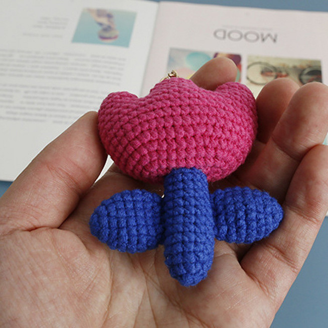 IHOKR073v 화사한 컬러 튤립 뜨개 키링 플라워 백참 귀여운 데일리 선물 꽃 키홀더, 핫핑크, 1개