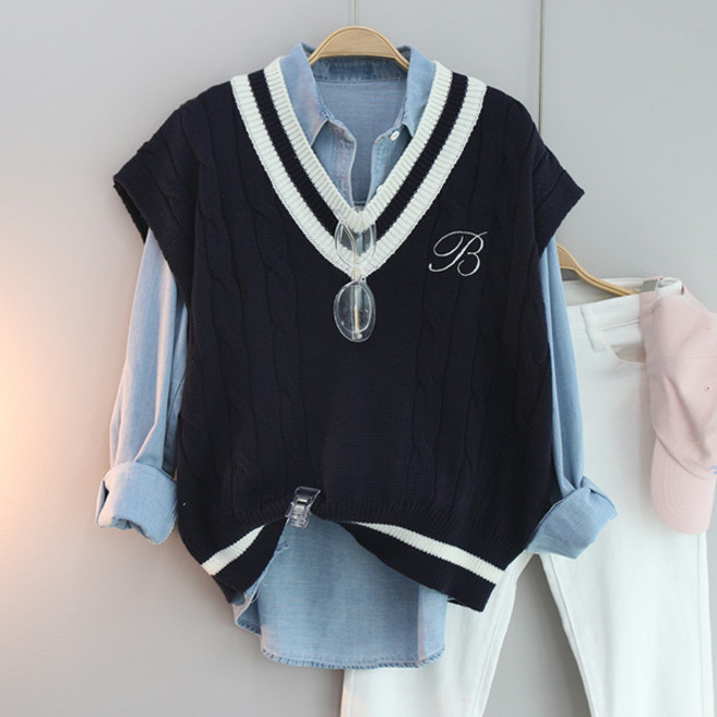 달콩 여성 B자수브이넥니트조끼 박스핏 루즈핏 자수