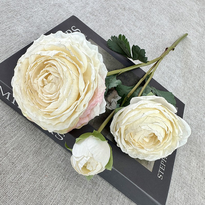 廠家直售3頭天山雪蓮仿真花家居花藝擺件民宿酒店裝飾婚慶手捧花, 1件, 奶白色:1個