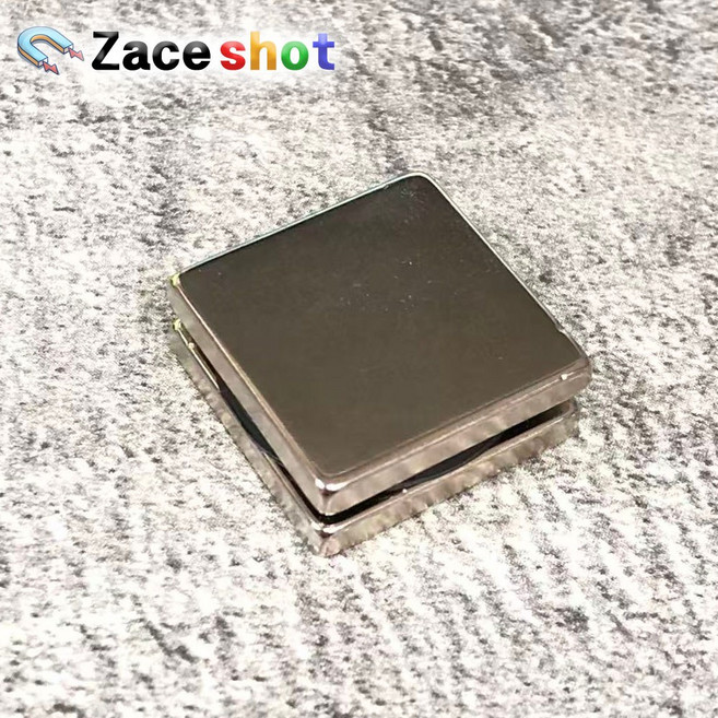 [제이스샷] 길이 20mm x 폭 20mm x 두께 3mm 사각 네오디뮴 자석, 2개, 실버