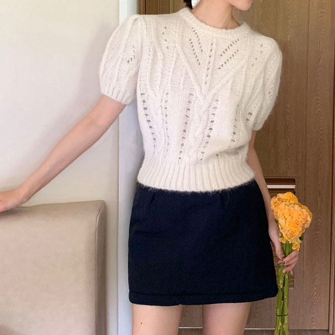 대박난박양 펀칭 크롭 반팔 니트(세일)