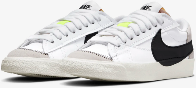 [국내매장판]나이키 여성 블레이저 로우 W BLAZER LOW '77 JUMBO 여고생 여중생 초등학생 단화 하얀 운동화 캔버스화