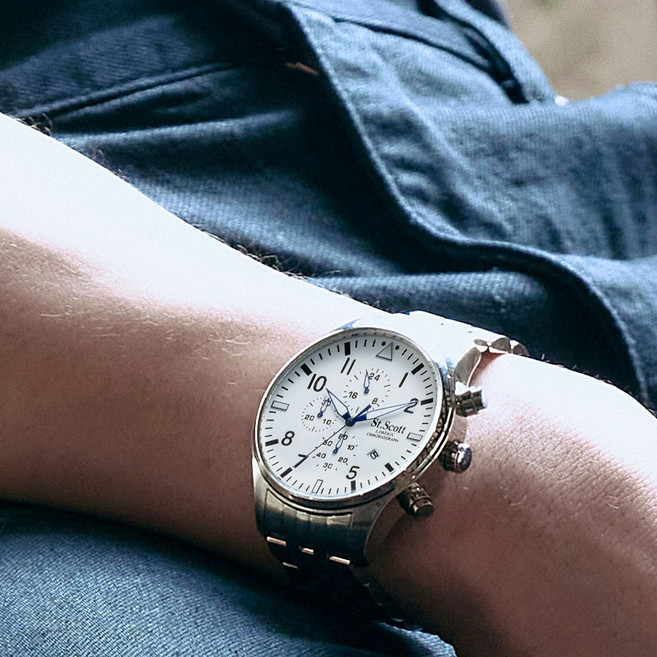 세인트스코트 ST3052 본사 정품 크로노그래프 남성 메탈 시계 선물용 쇼핑백 증정