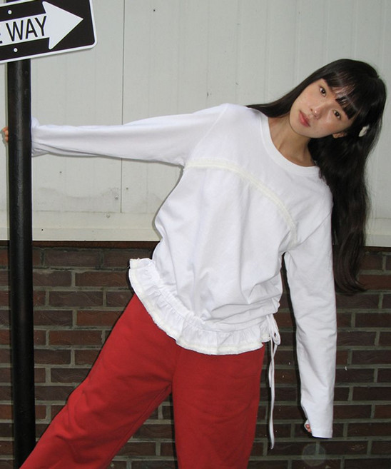 RONRON FRILL SHIRRING LONG SLEEVE T 셔츠 화이트