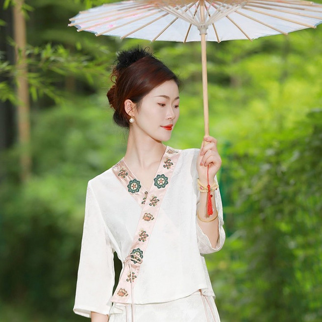 ORZQU 여름 여자 브이넥 7부소매 패치 자수 쇼트 개량한복