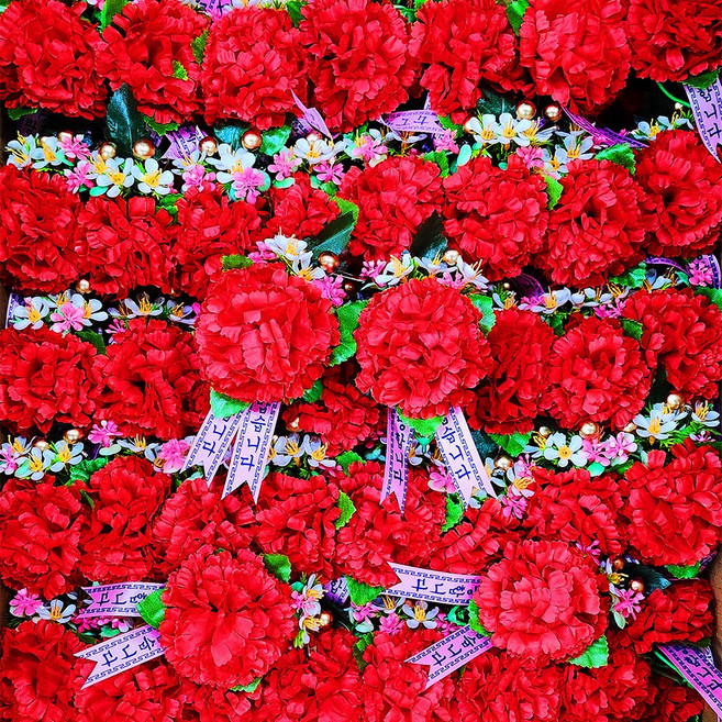 26년 신상품 카네이션 조화 코사지 B형 (100개) 단체행사 옷핀포함, 카네이션 (B)-100개입