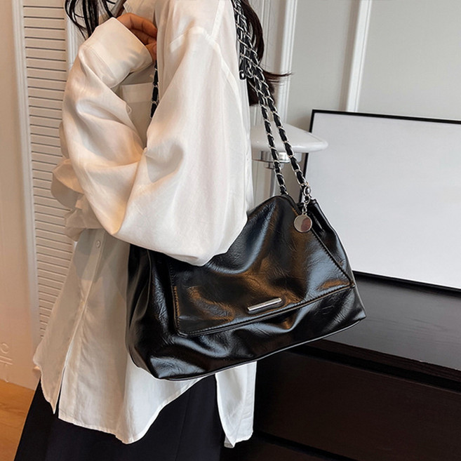 지디오 여성 가죽 숄더백 핸드백 크로스백 체인 스퀘어 주름 데일리 여자 가방