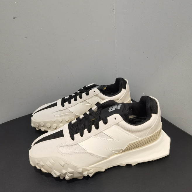 뉴발란스 XC-72 문빔 화이트 UXC72DB1