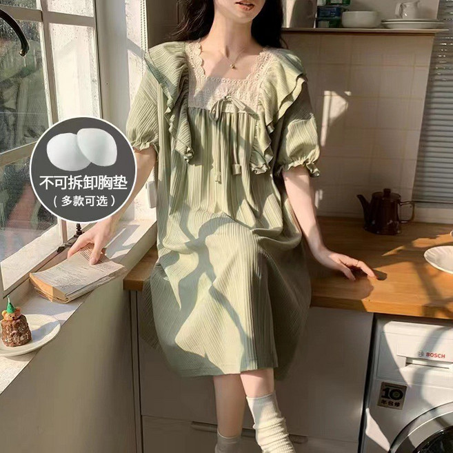 甜美花邊睡裙 附胸墊 寬鬆家居服