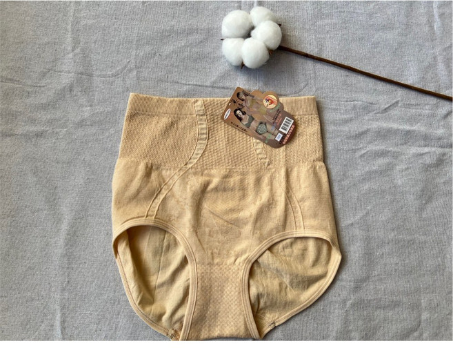 明星 超高腰超彈力無縫刻花3D立體提臀束褲流行內褲三角褲平口褲, 膚色-588 小碼