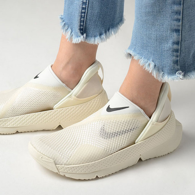 나이키 고 플라이이즈 아이보리 우먼스 / DR5540-105