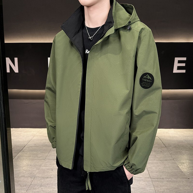 TREND+ 男款戶外防風防水沖鋒衣 休閒登山運動外套