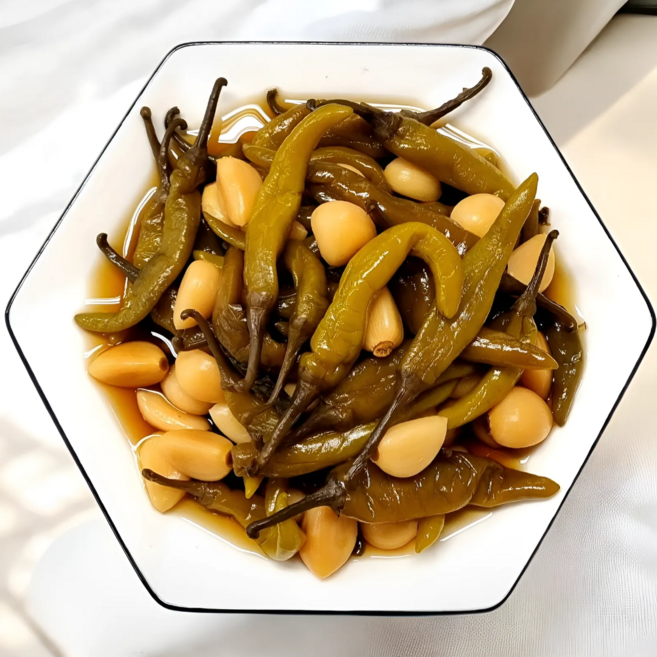 직접만든 간장고추 알마늘 장아찌 매콤새콤함 별미 맛있는 반찬, 1개, 1kg