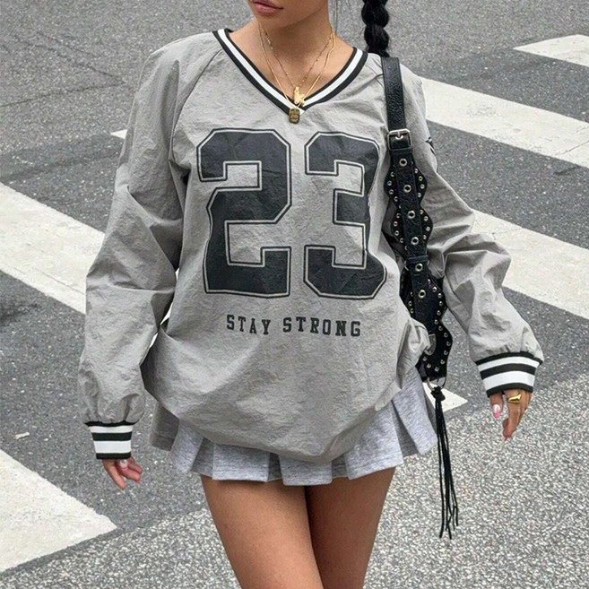 엘바리스 여성 브이넥 포인트 오버핏 럭비 긴팔 티셔츠