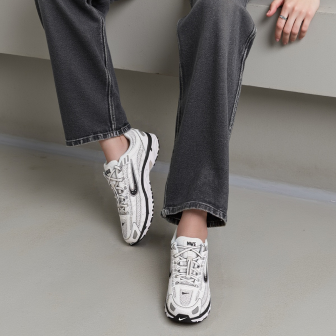 국내 매장 정품 나이키 발편한 런닝화 운동화 (냐미 사은품증정)